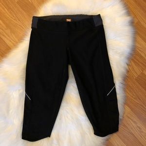 Lucy tech workout capri pants